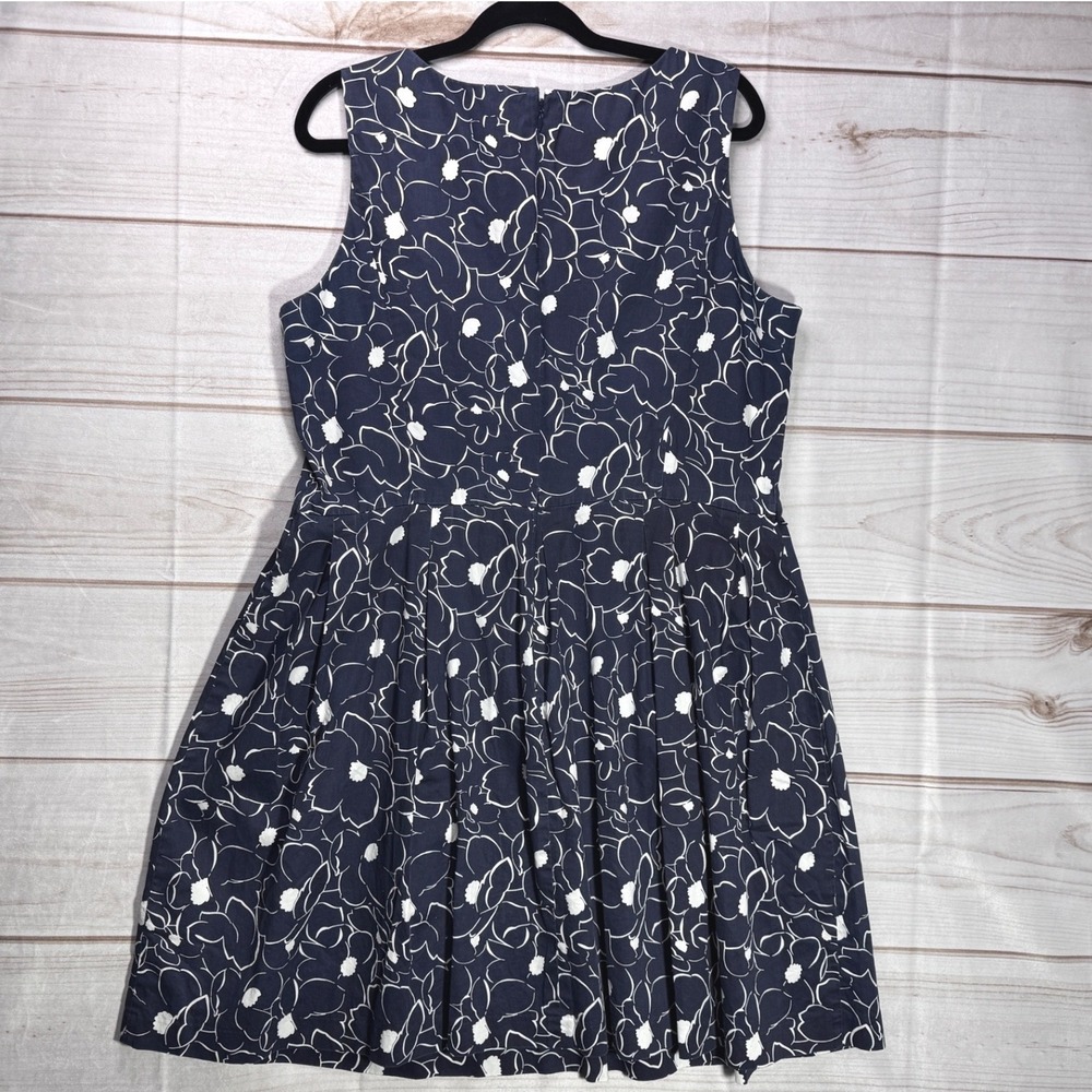 Tommy Hilfiger Navy Blue White Floral Cotton Fit Flare Dress 18 Sleeveless - Picture 2 of 7